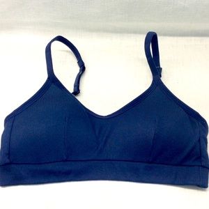AUDEN WOMEN’S PULLOVER BRALETTE SIZE: X SMALL COLOR: NAVY